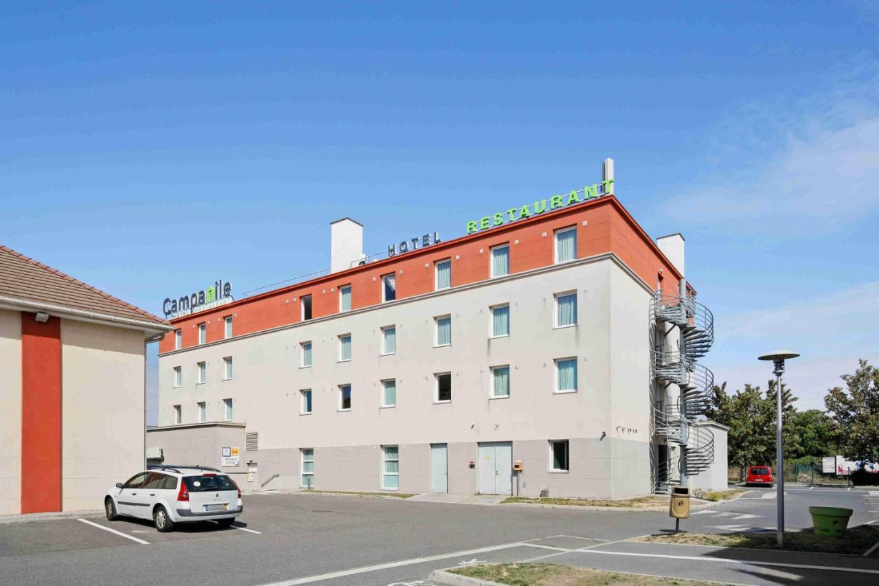 Campanile Roissy - Aeroport Cdg - Le Mesnil Amelot Hotel Bagian luar foto